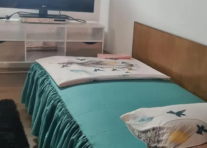 Tiva Kucazaodmor-fruska Gora بيت للعطل *