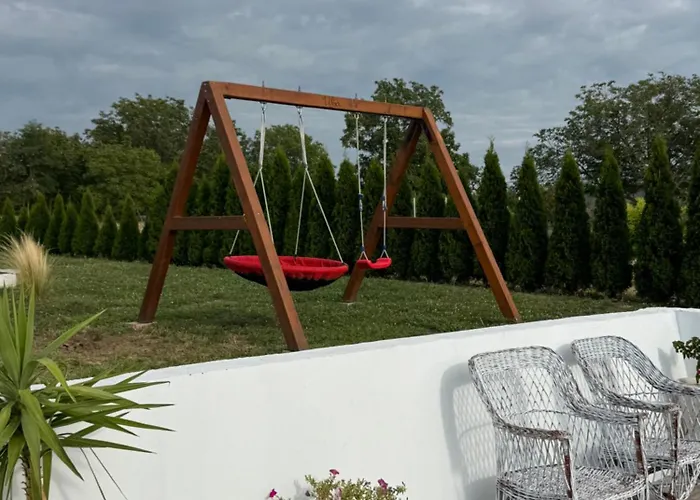 Tiva Kucazaodmor-fruska Gora بيت للعطل Suljam